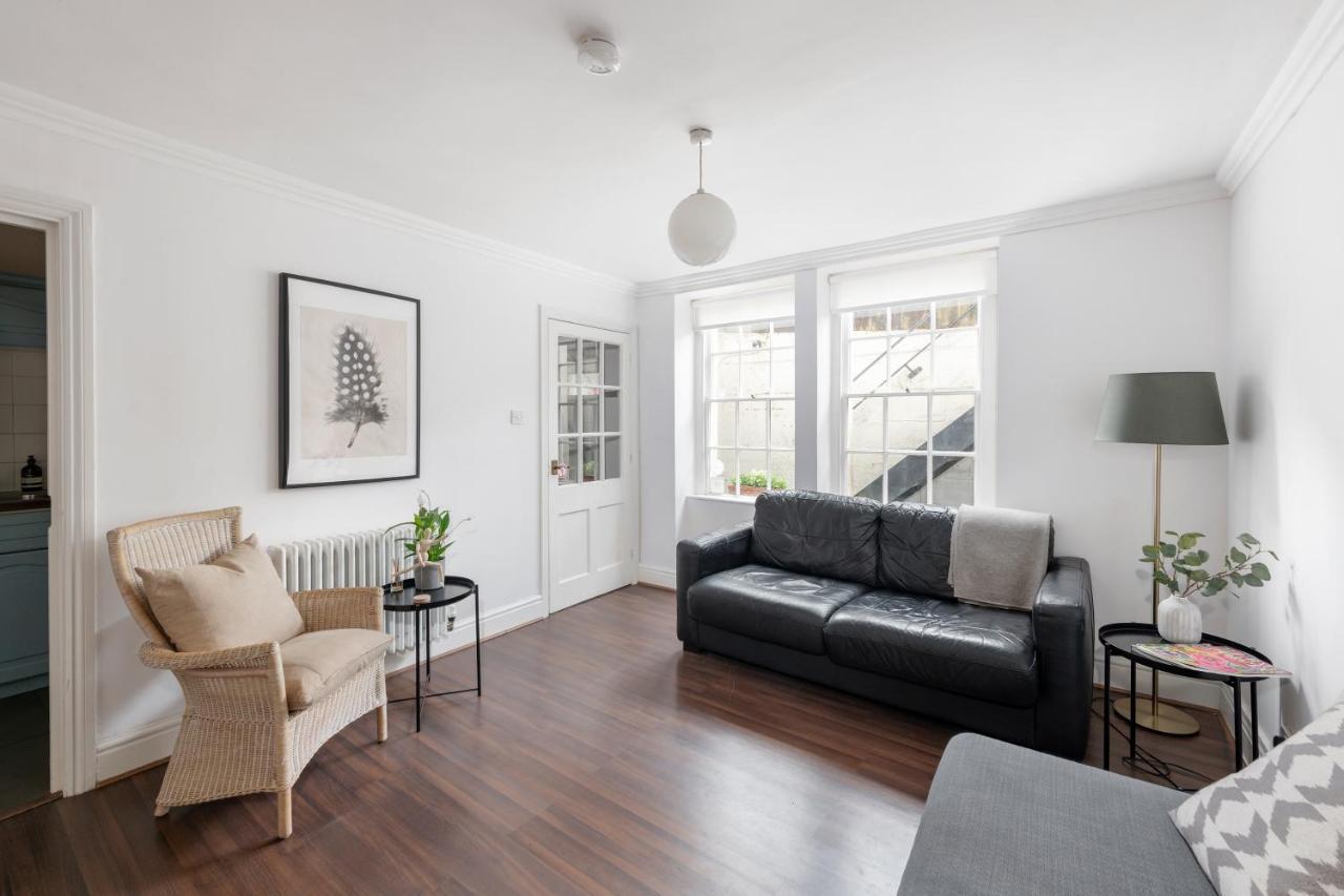 באת' Ainslie'S Apartment Belvedere מראה חיצוני תמונה